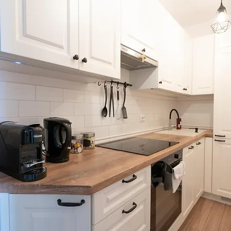 Kartuska Apartment- Style Close To The Center